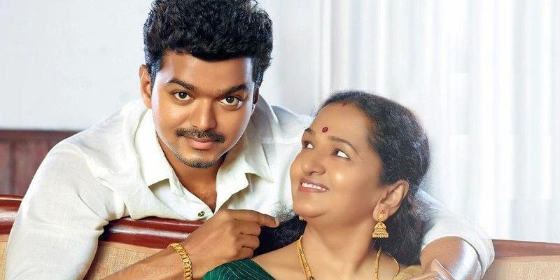 பாசம் முற்றிப்போய் விஜய் செய்திருக்கும் வேலையை பாருங்க….