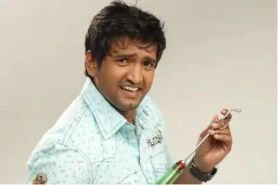 “பத்து கோடி கொடுத்தால் மீண்டும் அப்படி நடிப்பேன்” சந்தானம்