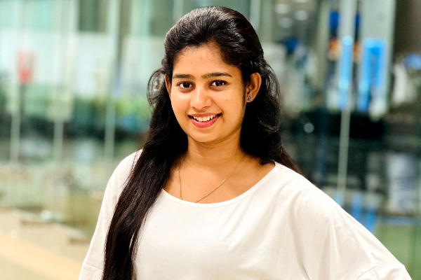 ஷூட்டிங் ஸ்பாட்டில் விபத்து – இலங்கைப் பெண் ஜனனிக்கு பலத்த காயம்