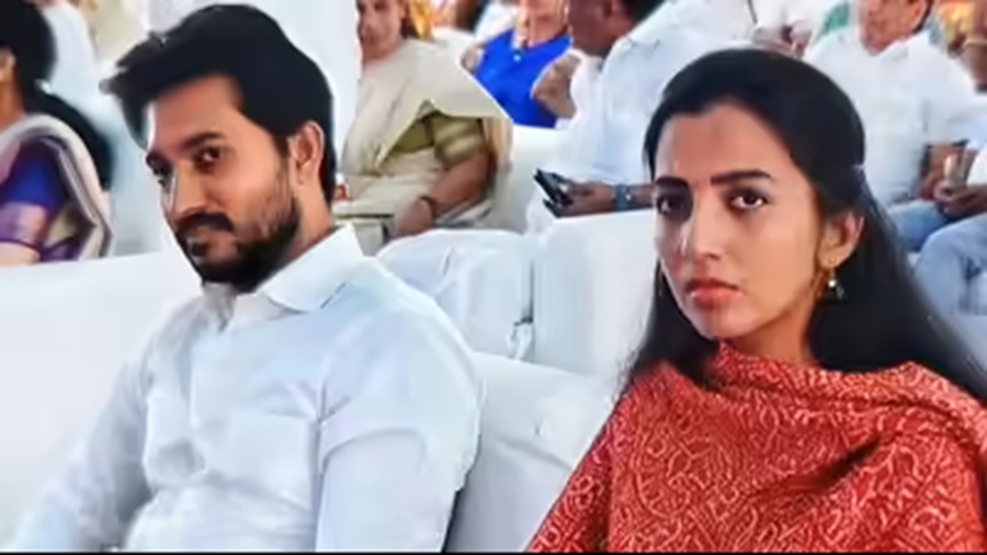 மீண்டும் முதல் மனைவியுடன் மாதம்பட்டி ரங்கராஜ் : புயலை கிளப்பும் புகைப்படம்