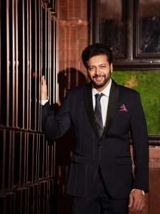 #JayamRavi #RaviMohan #Kollywood #HandsomeActor #ViralPhotos #JayamRaviFans #ActorLife #LatestClicks