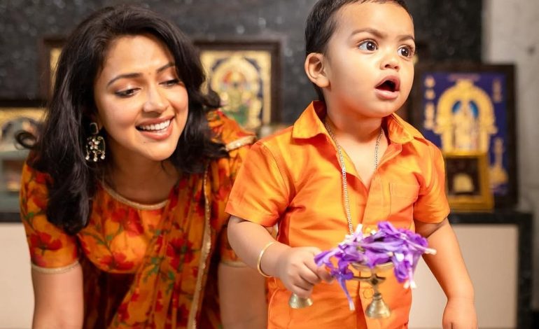 மகன் மீது பொழியும் அன்பு! அமலா பாலின் க்யூட் போட்டோஸ்.