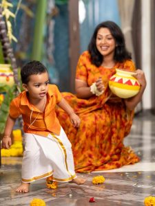 #AmalaPaul #Ilai #Motherhood #Pongal2026 #AmalaPaulLatest #CuteMoments #TamilCinema #MomLife