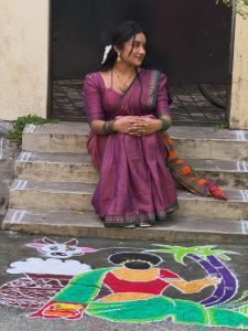 RaveenaDaha #Pongal2026 #RaveenaDahaLatest #VillagePongal #HalfSaree #NatureLove #FarmerRespect #TamilActress