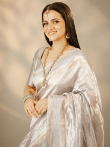 #DD #Divyadharshini #DDPongal #TamilVJ #SareeLove #Pongal2026 #ViralPhotos #DDFanPage