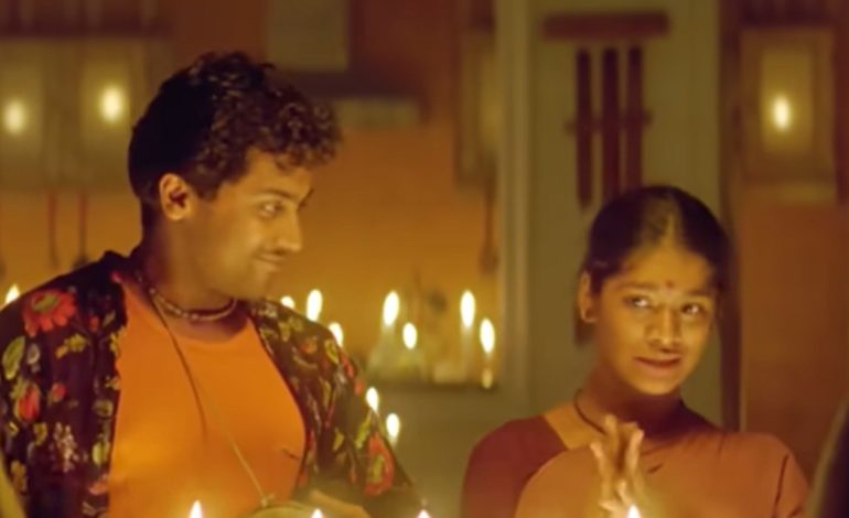 மாயாவி பட நடிகையின் தந்தை படுகொலை.