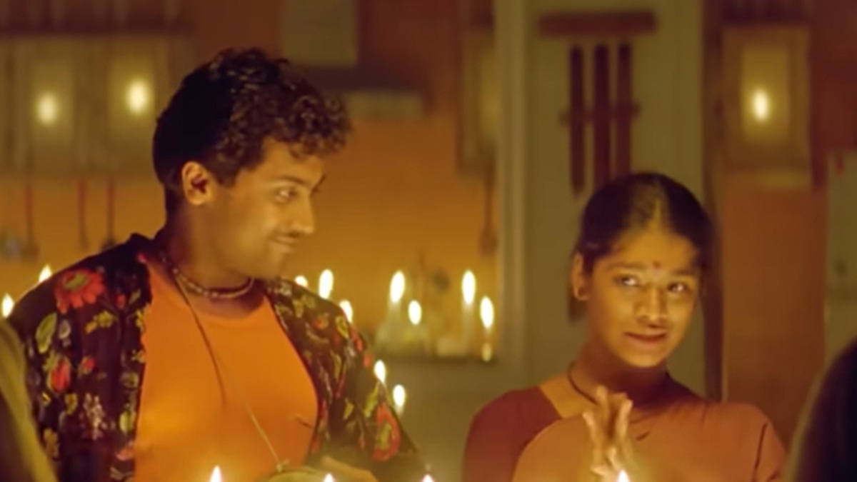 மாயாவி பட நடிகையின் தந்தை படுகொலை.