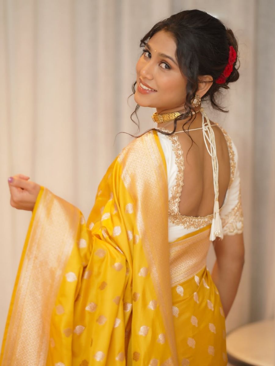 மனிஷா யாதவ்5