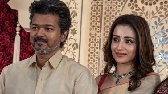 ‘குந்தவை’ திரிஷாவை வீட்டுக்குள்ளேயே ‘குந்த’வையுங்க – திரைபிரபலத்தின் கமெண்ட் வைரல்